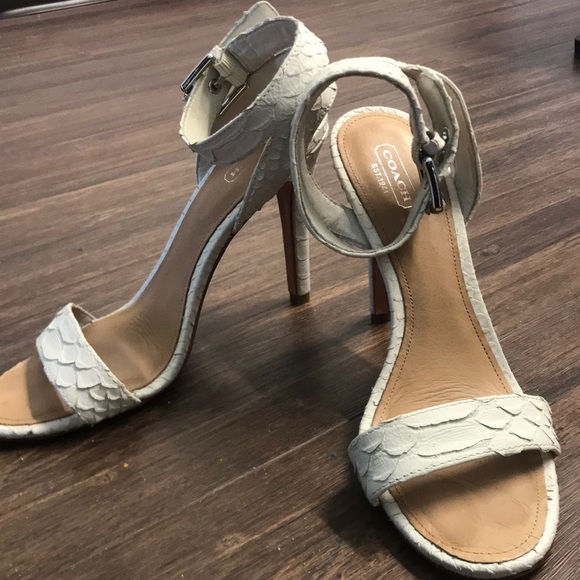 Coach heels - Picture 4 of 4